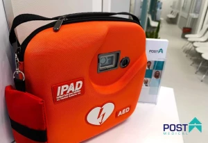Defibrylator AED w POST MEDICAL